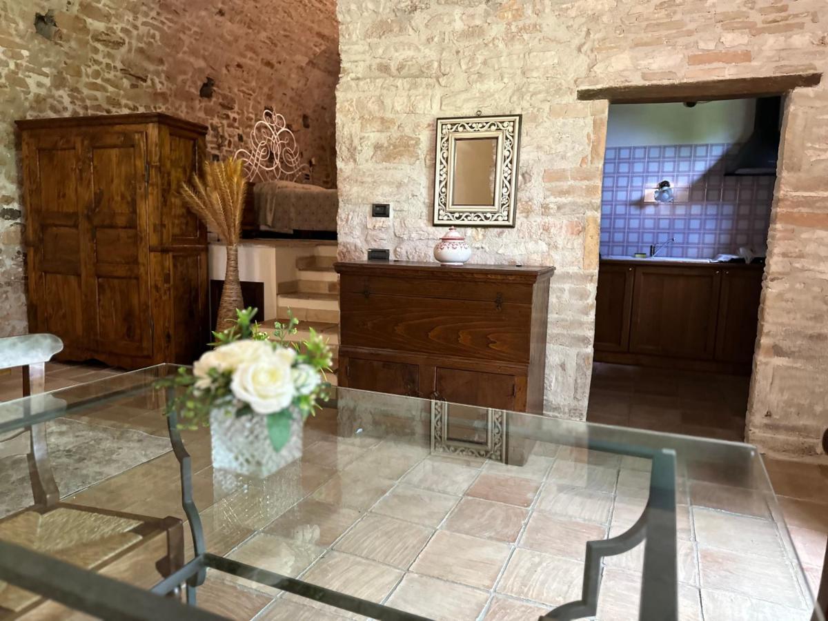 All Stone Horse Stable Converted To Elegant Apartment - Baltimora Spoleto Exterior foto